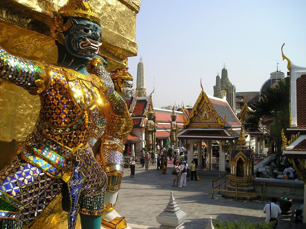 Exploring Bangkok: A Cultural Experience